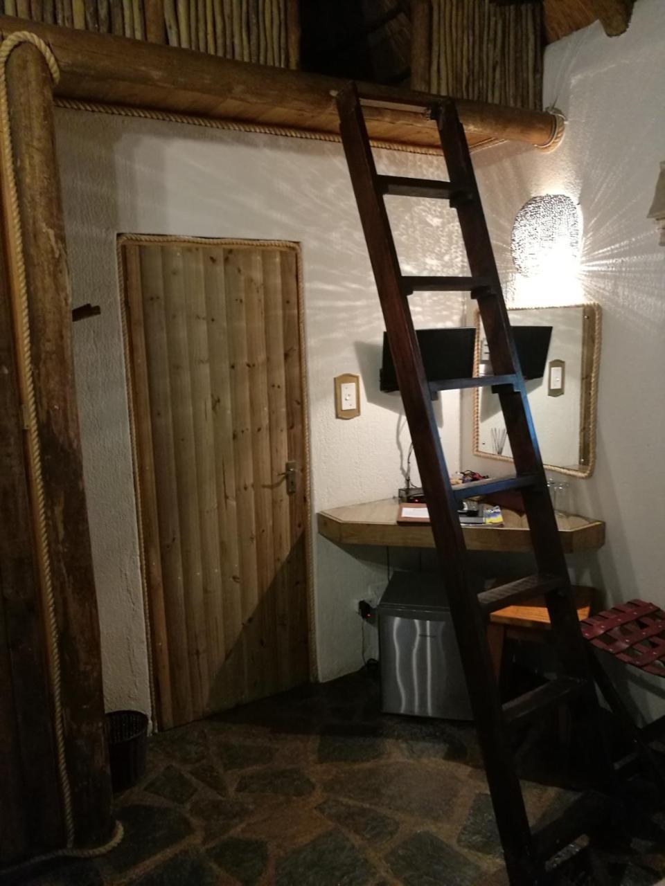 Kaia Tani Exclusive Guesthouse Палаборва Екстериор снимка